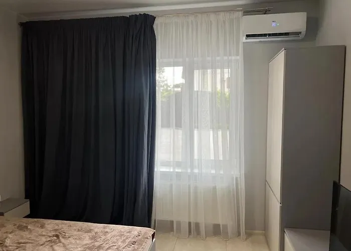 Apartment однокімнатна на 1му поверсі Odesa