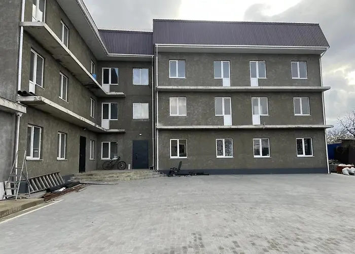 Apartment однокімнатна на 1му поверсі